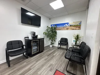Turnkey Coastal GP Practice — 4 Ops, $961K Revenue, Prime Pompano