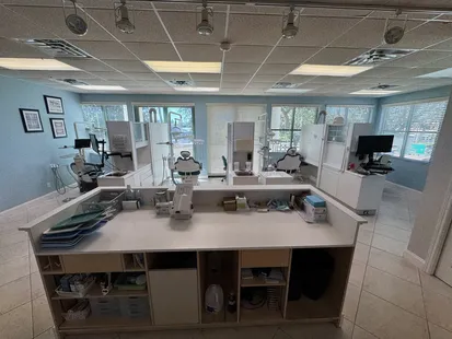 $0 TURNKEY 6-OPERATORY DENTAL OFFICE — NAPLES, FL