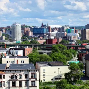 General dental practice in Syracuse: 5 operatories, $1.28M revenue