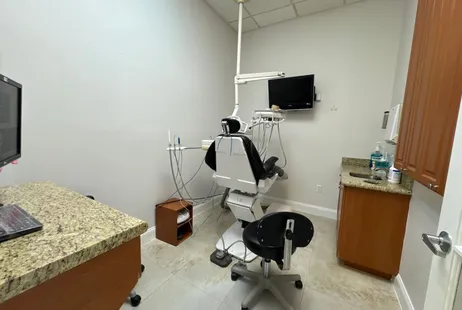 Turnkey 12-Operatory Flagship Dental Facility in Kendall — Ready Now