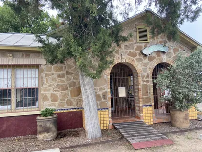 San Antonio, TX  Successful Dental Practice with Real Estate included-450K