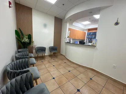 Hallandale Beach 4-Chair Transition Practice with Upside Potential