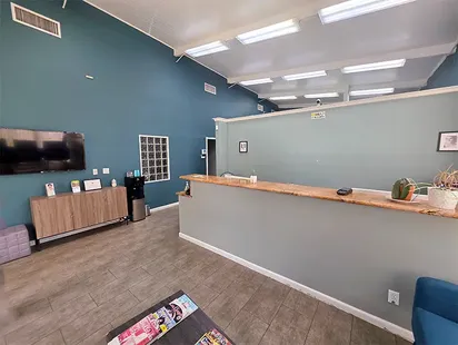 North Hollywood Corner Practice — Part-Time, $800K Collections, 45%+ Net