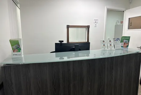 3-Chair Coral Gables Transition Practice — Prime Calle 8 Location