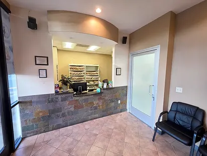 Remodeled 4-Op General Practice in Busy Simi Valley Strip Center