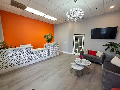 Remodeled 4-Op Retail Dental Practice with Massive Signage