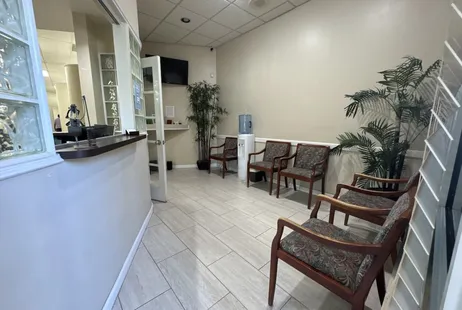 Growing 5-Op General Practice in Plantation — Priced to Enter